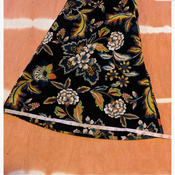 Anna Sui Loves I.N.C. Macys BNWOT Bell Bottom Size 4 - Picture 4 of 5